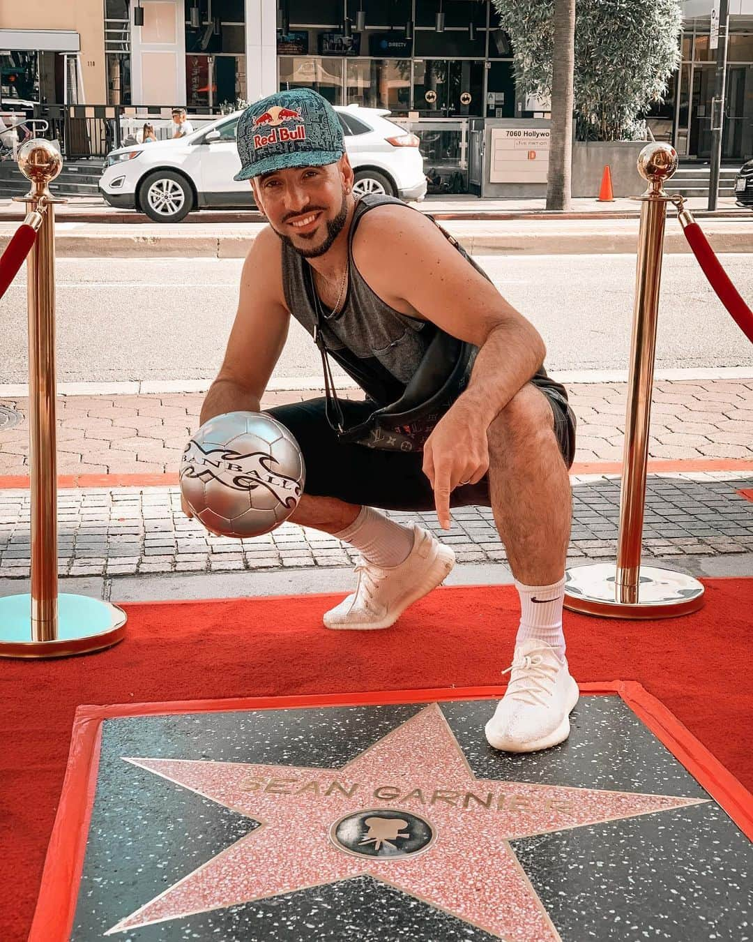 ショーン・ガルニエさんのインスタグラム写真 - (ショーン・ガルニエInstagram)「Finally have my own star in Hollywood walk of fame ! Thanks guys for all your support ! A dream come true ! 🤣 what’s your dream ? ⤵️」7月30日 23時46分 - seanfreestyle