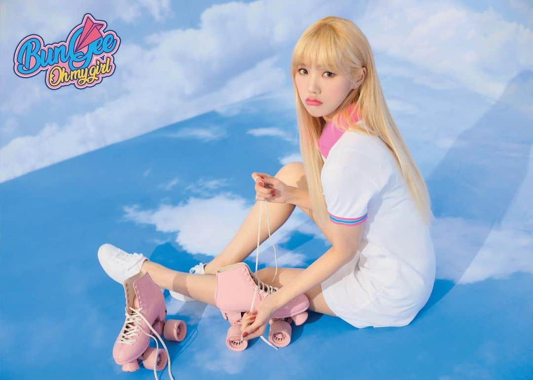 OH MY GIRLさんのインスタグラム写真 - (OH MY GIRLInstagram)「OH MY GIRL SUMMER PACKAGE ALBUM [Fall in Love] SKY teaser Coming Soon 2019. 08. 05  #미미 #Mimi #오마이걸 #OHMYGIRL #OMG #BUNGEE #번지」7月31日 0時00分 - wm_ohmygirl