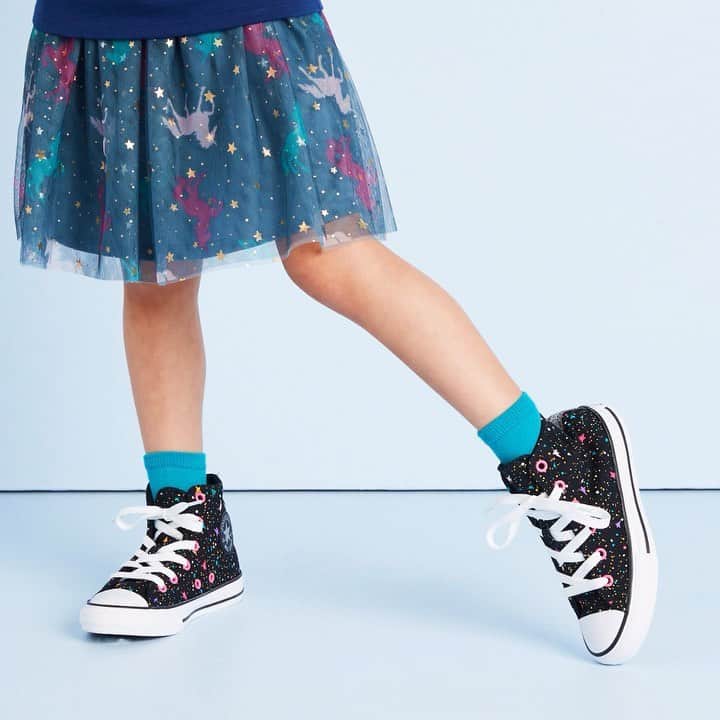 ロック&リパブリックのインスタグラム：「Monday through Friday made easy. Tap to shop cute new Converse for every day of the week. #tuesdayshoesday #Kohls」