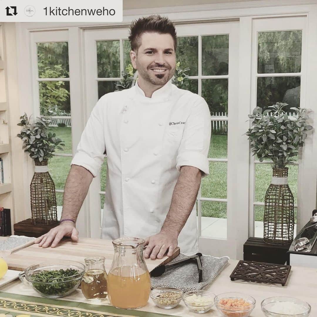 レイチェル・レフィブレのインスタグラム：「#Repost @1kitchenweho ・・・ Transform your kitchen into 1 Kitchen with this delicious dish by @ChrisCrary. Link in bio of @1kitchenweho」