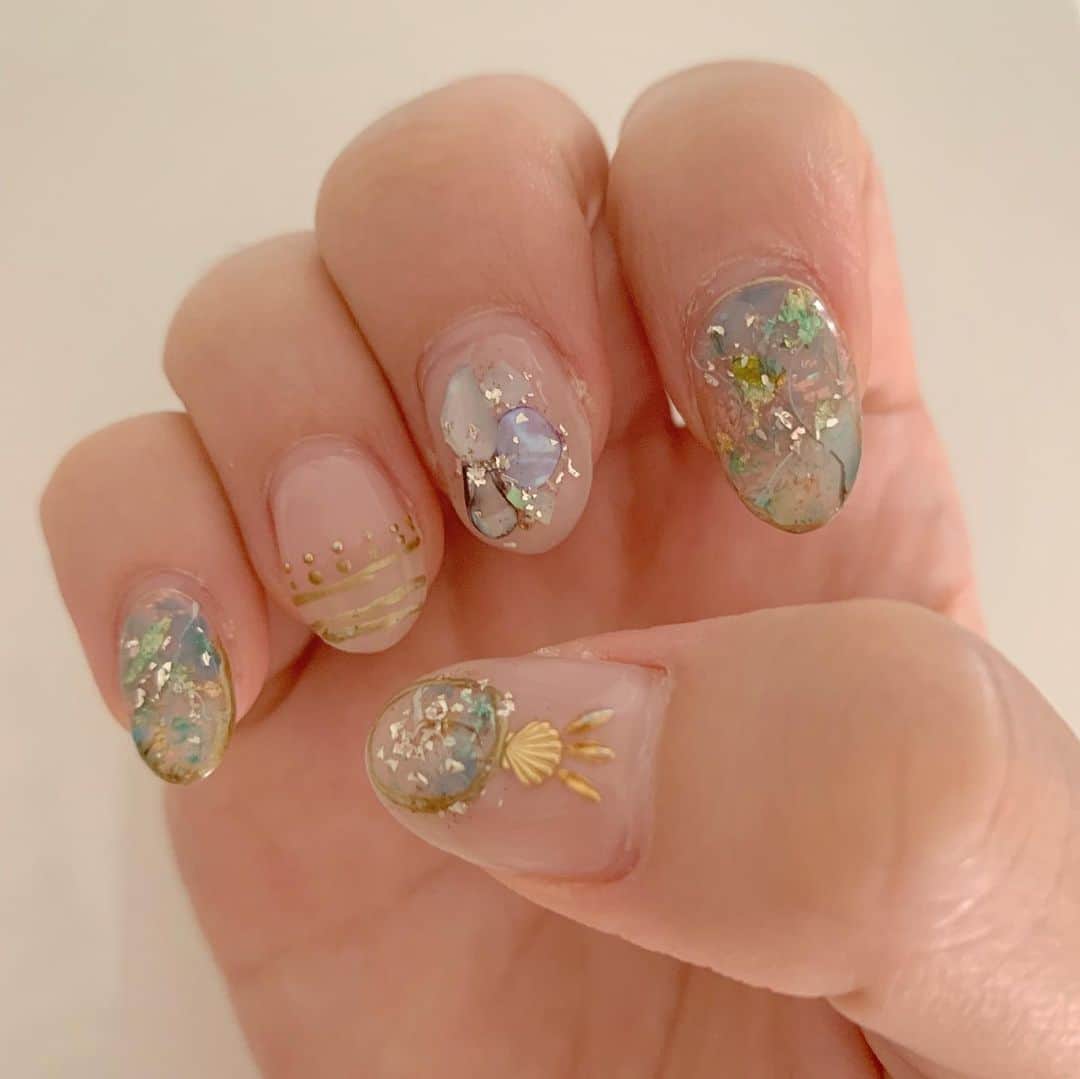 セーラのインスタグラム：「New nails 💅  #ネイル #夏ネイル #青 #nails #可愛い」