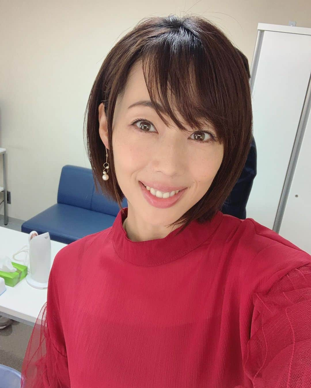 井上和香さんのインスタグラム写真 - (井上和香Instagram)「. ギリギリのお知らせでごめんなさい🙏 このあと、17時30分前後で、フジテレビ「Live News it!」に出演します😊 観れる方は観てください✨」7月30日 16時15分 - inoue_waka