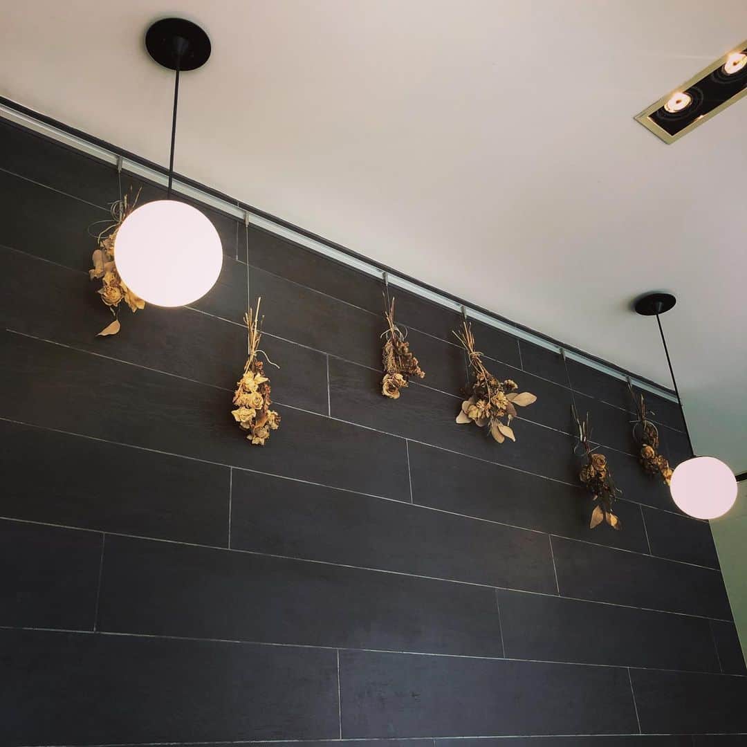 谷中唯彩さんのインスタグラム写真 - (谷中唯彩Instagram)「やっとアボカド食べれた🥑 最近ずっと食べたかったの。 . 📍cafe le pommier #cafelepommier さん。 . グラスが可愛かった💜 サラダもアボカドも美味しかったです🥑 . .  #yuisa #picoftheday #me #japanesegirl #girl #japan #tokyo#makeup #メイク #메이크업#97line #98 #21 #얼짱 #한국 #cafe #avocado #表参道カフェ #アボカド #🥑 #카페 #오모테산도 #먹스타그램」7月30日 16時37分 - yuisa_erg