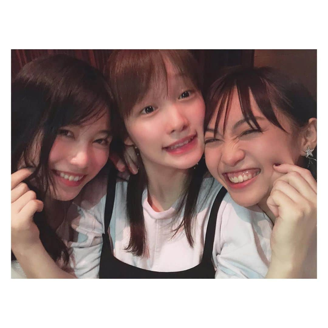 川栄李奈さんのインスタグラム写真 - (川栄李奈Instagram)「ゆいゆり🧒🏻👩🏻❤️ 3人で会うの久しぶりだ〜！ いつもありがと〜う！」7月30日 17時43分 - rina_kawaei.official