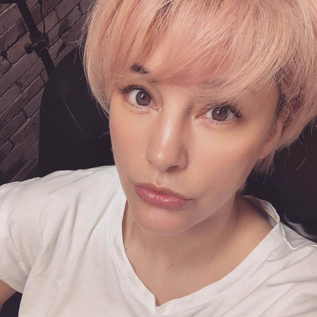 梅宮アンナさんのインスタグラム写真 - (梅宮アンナInstagram)「今朝は、  @manhattaneyelash へ  まつ毛先生は、  @ayakokakiuchi  #マツエクメンテナンス」7月30日 18時09分 - annaumemiya