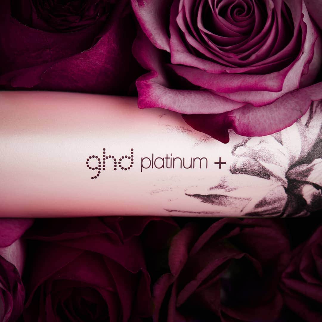 ghd hairさんのインスタグラム写真 - (ghd hairInstagram)「“Many women attach meaning to specific flowers - they symbolize life and rebirth” @davidallen  Help us raise £1million for breast cancer charities across the world 💗  #ghd #ghdpink #inkonpink #MyTattooMyStory #tattoos #mastectomytattoos」7月30日 18時27分 - ghdhair