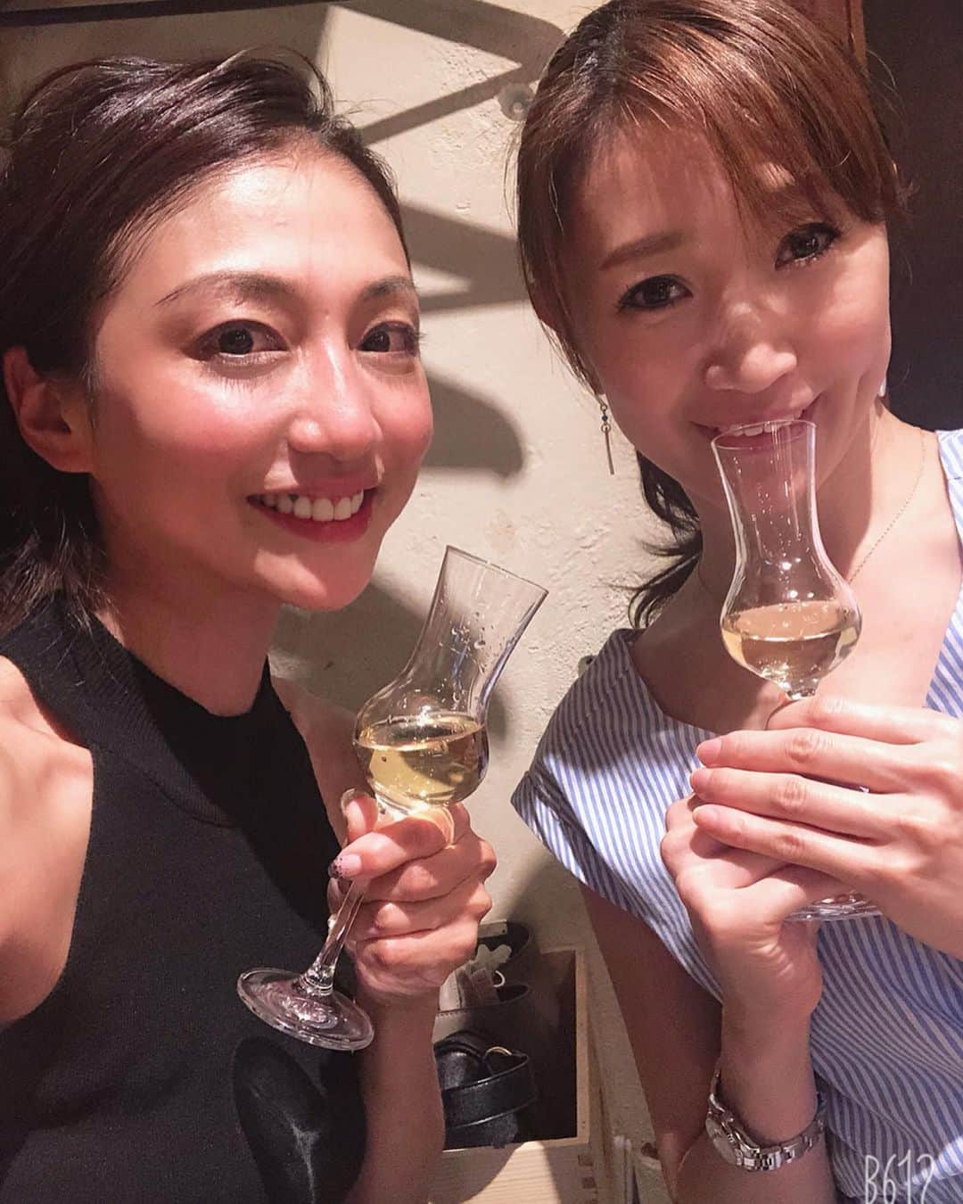 のインスタグラム：「美央ママと前祝い！ 6周年おめでとうございます㊗️ 7月31日、8月1日、2日6周年だよ！ 周年前にお祝いできてよかった！ お店にもお祝い行くからね！ 今年は何回行くんだろw @ami_nakagawa_ @mio.gray  #中川愛海 #デート #6周年おめでとう #6周年 #6周年おめでとうございます㊗️ #前祝い #gray周年だよ」