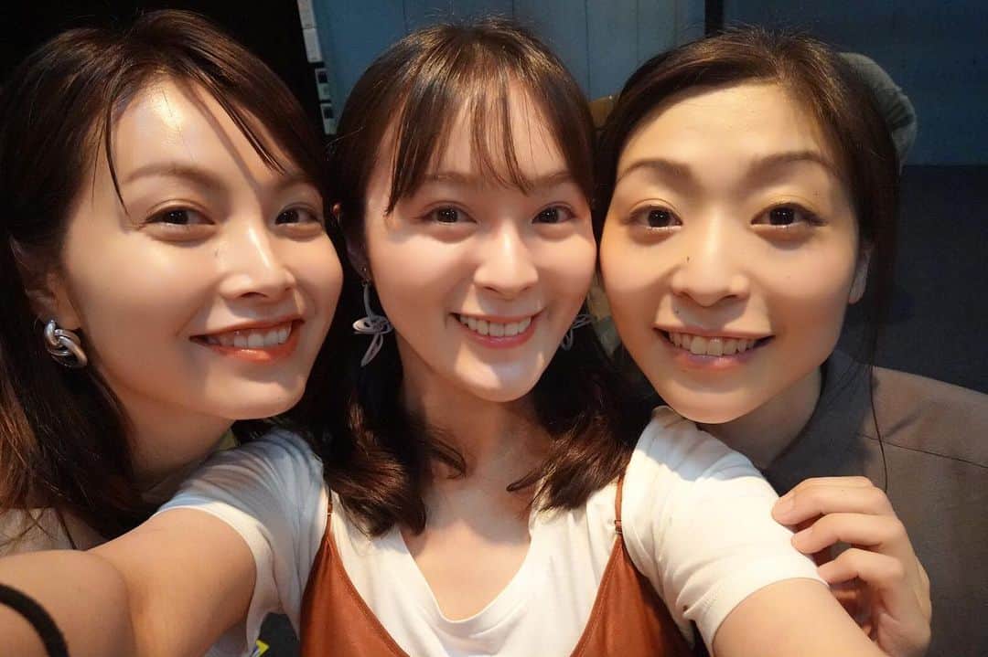 のインスタグラム：「五反田団 『偉大なる生活の冒険』  しーやんと観劇してきました。  胸がぐぅっと。苦しくなったり、笑ったり。 人の感情って複雑ですね笑  ちかやん素敵でした✨  #偉大なる生活の冒険 #内田慈 #8月5日まで❣️ 私も絶賛稽古中。 ううう。😂」