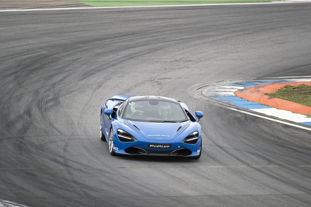 McLaren Automotiveのインスタグラム