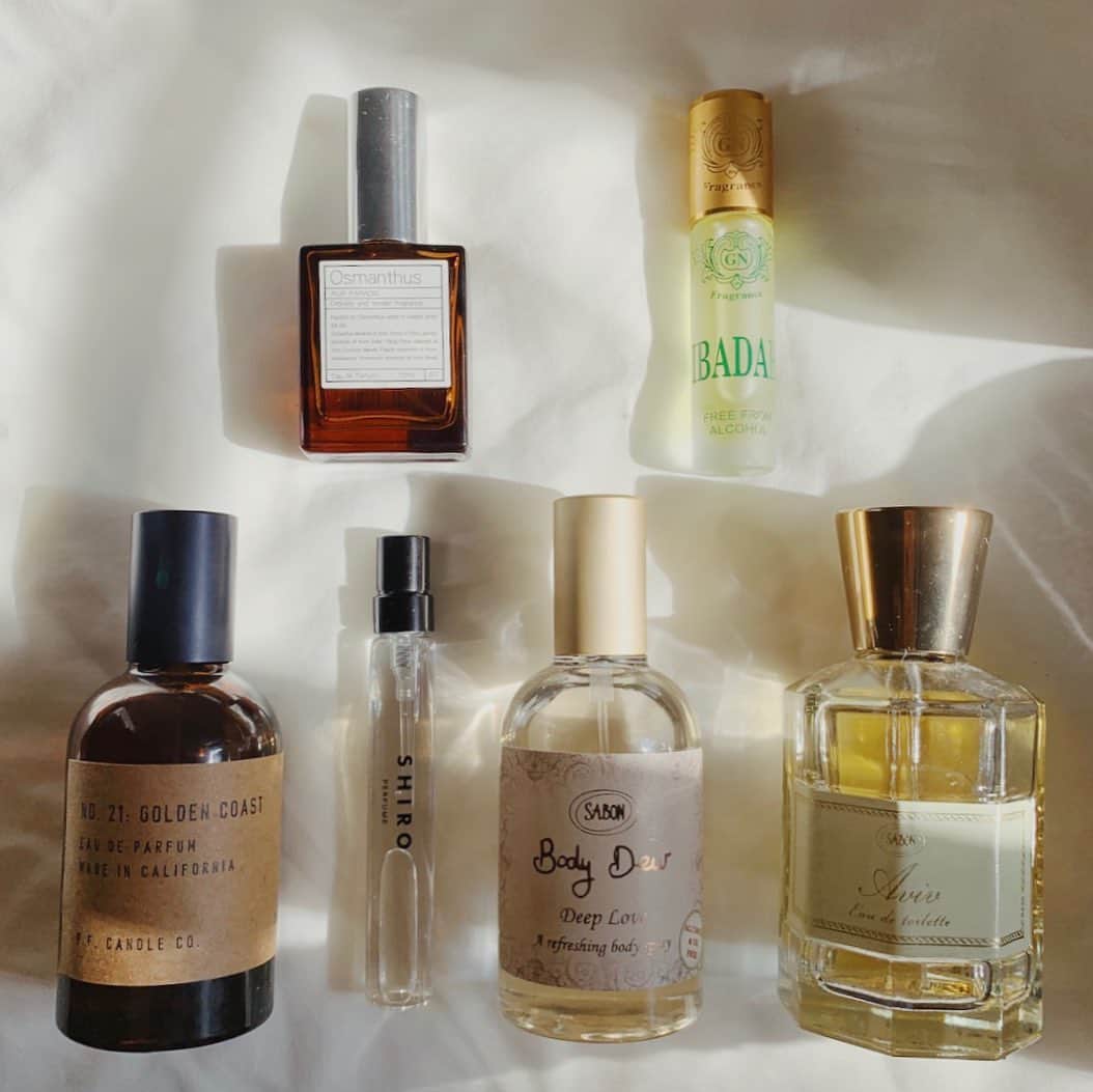 谷奥えり（えまえり）さんのインスタグラム写真 - (谷奥えり（えまえり）Instagram)「気分や季節で変えたくなる香水。。。 まだこれ一部。 #香水」7月30日 20時23分 - eritanitani