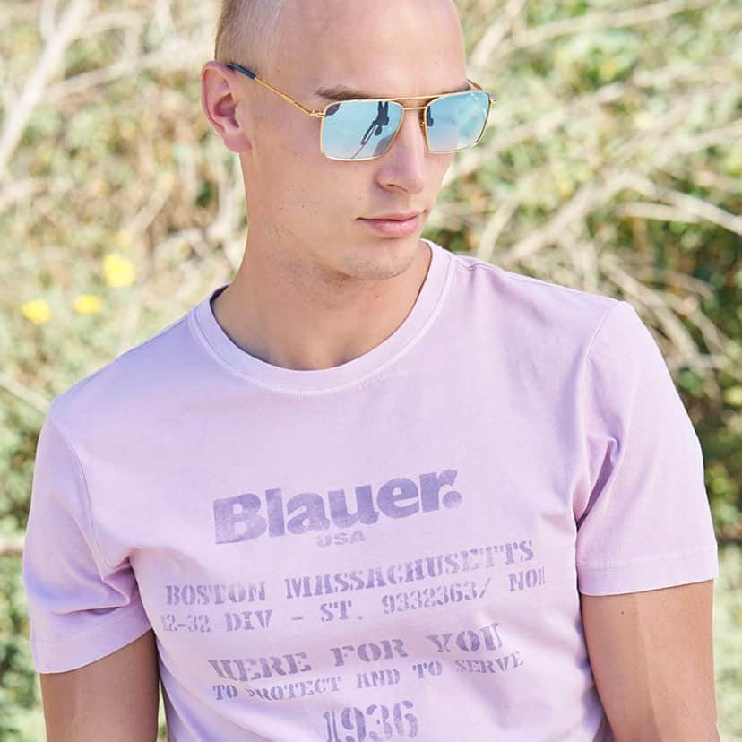 ブラウアーさんのインスタグラム写真 - (ブラウアーInstagram)「Here for you. Blauer Usa original t-shirt. Shop @ blauerusa.com #Blauer #BlauerUsa #SpringSummer2019 #Tshirt」7月30日 20時38分 - blauerusa