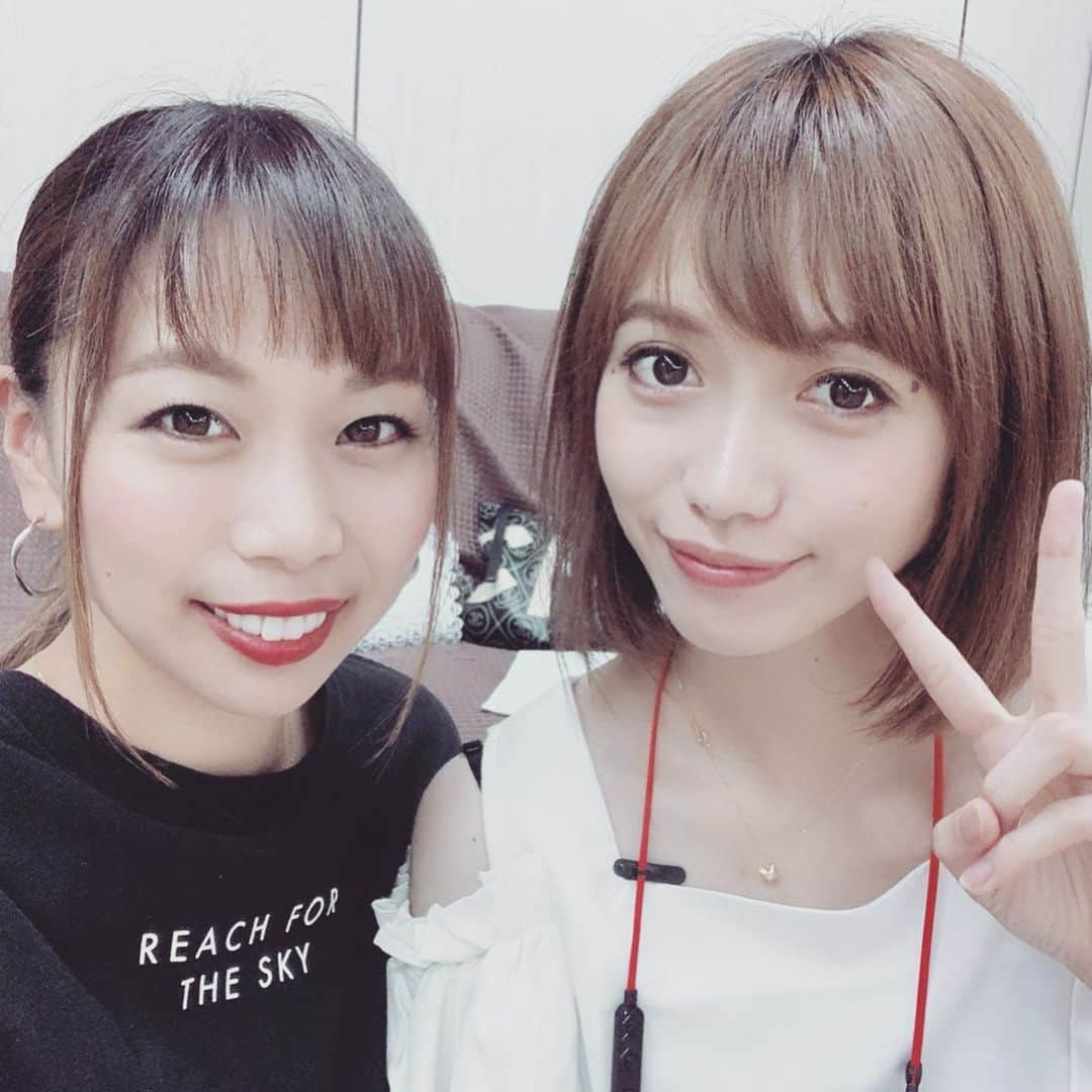 三ツ井裕美さんのインスタグラム写真 - (三ツ井裕美Instagram)「とりあえず、ひと通り楽曲のリハが終わり、明日の最終リハが終わったらもう本番日です。 ・ 本当にあっという間です！ ・ リハーサルも、あーだったね、こうだったねとか懐かしい話をしながら毎回賑やかで楽しいです😊 ・ きっとお客さんにも楽しんでいただける公演になると思います✨✨ ・ 私も客席から本番見たいぐらいの曲もあります🥰 ・ ・ そして、今回のこの公演ですが、生配信もしていただけることになりました！ ・ なので、劇場まで来られないという方も是非観ていただけたら嬉しいです😌 ・ ・ 「誘惑のガーター」特別公演 ［DMM］ http://bit.ly/2Y6QodM ・ ［ニコニコ］ https://live.nicovideo.jp/gate/lv321144606 ・ ・ さらに、8月3日にはこちらも配信されます！ 👇 芹那、なちゅ、KONAN、駒谷 仁美と一緒にみる‪SDN48‬結成10年記念「誘惑のガーター」特別公演 ・ ［ニコニコ］ https://live.nicovideo.jp/gate/lv321144657 ・ ・ 沢山のスタッフさんが今回の公演に協力してくださり本当に感謝の気持ちでいっぱいです。 ・ ステージを成功させる事で恩返しできるように頑張ります！ ・ ・ リハ終わり、ずっと気になってた蜷尾家さんにちぢとちゃきと行ってきました。 ・ めちゃめちゃ美味しくて、動いた後の身体に染みまくりでした💓 ・ ・ #sdn48 #誘惑のガーター特別公演」7月30日 20時33分 - hiromi__km