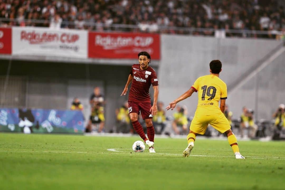 大崎玲央のインスタグラム：「💪🏽💪🏽💪🏽 #fcbarcelona #visselkobe #rakutencup」
