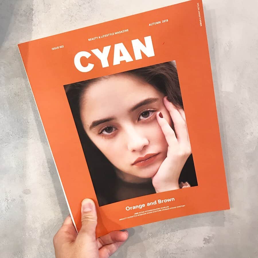 野口和弘さんのインスタグラム写真 - (野口和弘Instagram)「CYAN issue022(@cyanmagazine )が発売しましたー☺︎ . 今回はスタイリストの小俣(@cieca.omc )と2人で！！ . ありがたい限りです！！ . 是非見てくださいねー！！いや、買ってくださいねー！笑 . CYANの鈴木さん、ありがとうございます！！ . #CYAN#CIECA.」7月30日 20時46分 - cieca.noguchi