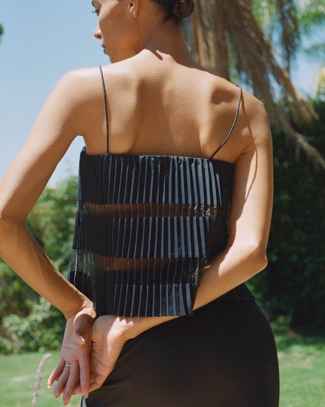 Club Monacoのインスタグラム：「Pleats meet peekaboo.」