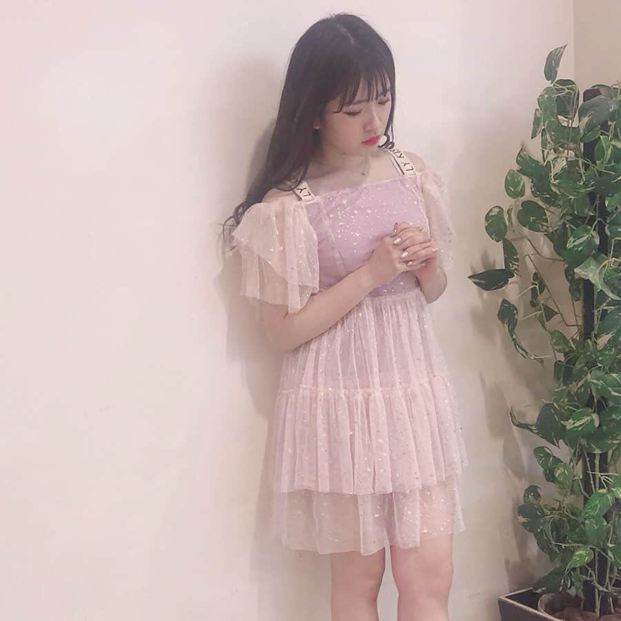 青木菜花さんのインスタグラム写真 - (青木菜花Instagram)「.﻿ .﻿ キスリーさんのお洋服着てみたよ！﻿ 色んな系統のお洋服着こなせるようになりたいな〜🤔🌷﻿ .﻿ . #kissilly」7月30日 21時12分 - nanoka_0711