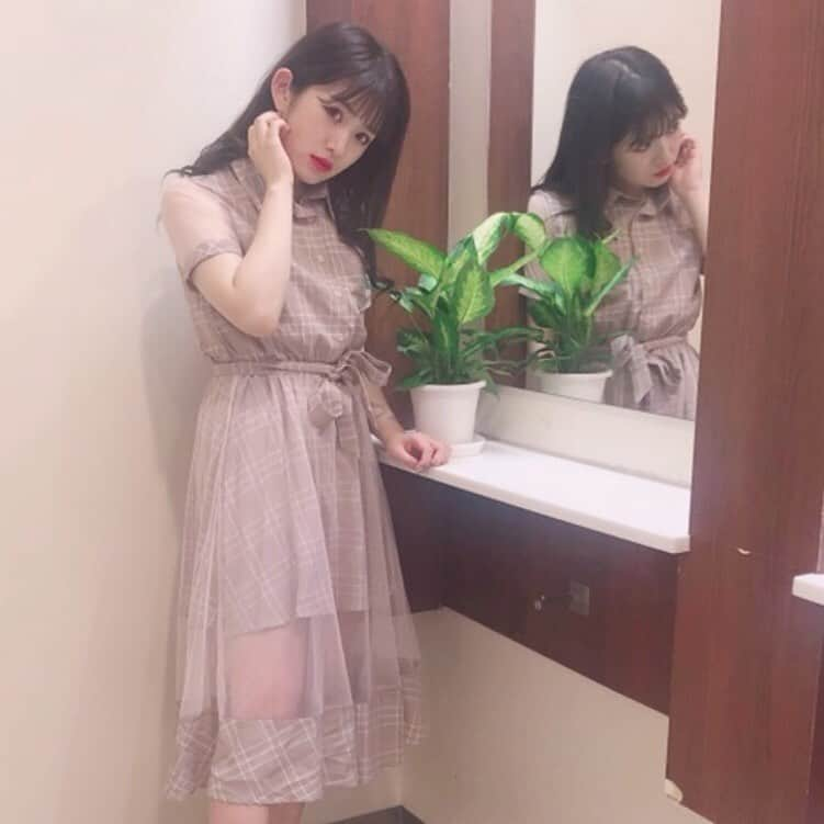 青木菜花さんのインスタグラム写真 - (青木菜花Instagram)「.﻿ .﻿ キスリーさんのお洋服着てみたよ！﻿ 色んな系統のお洋服着こなせるようになりたいな〜🤔🌷﻿ .﻿ . #kissilly」7月30日 21時12分 - nanoka_0711