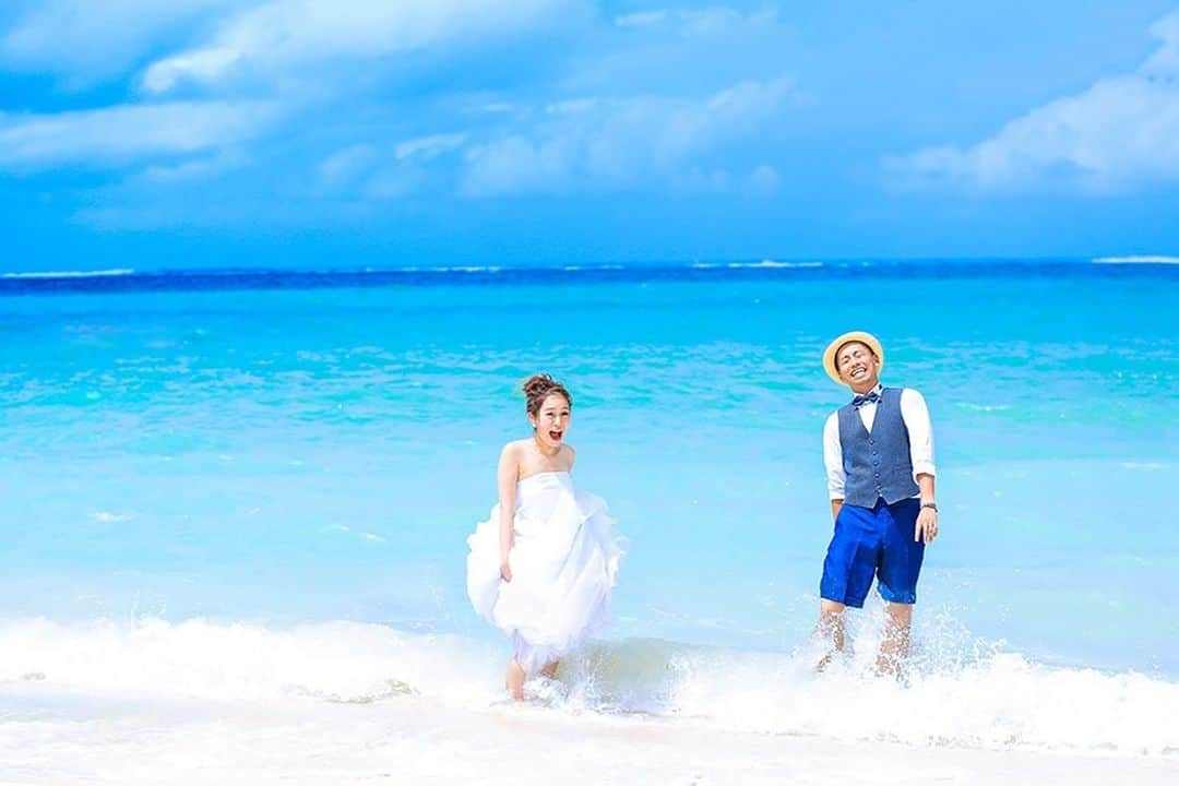 Decollte Wedding Photographyさんのインスタグラム写真 - (Decollte Wedding PhotographyInstagram)「Just wanna jump into the sea to get cool in this hot weather! 🏖 ﻿﻿ ﻿ @decollte_weddingphoto ﻿ @studiosuns_okinawa ﻿ @decollte_weddingstyle ﻿﻿ ﻿ #japan #okinawa #beach #weddinginspiration #Weddingphotography #prewedding #weddingphoto #overseasprewedding #japaneseprewedding #landscapephotography #romantic #love #happiness #日本 #海外婚紗 #婚紗攝影 #海難 #陽光 #唯美 #신부 #웨딩 #웨딩사진」7月30日 21時16分 - d_weddingphoto_jp