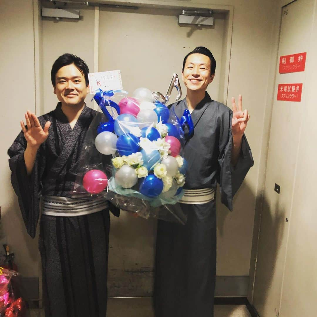 酒井孝太さんのインスタグラム写真 - (酒井孝太Instagram)「ジソンシントークライブ 「カウンセリング2」 往診してくれたカウンセラーの皆様 名医でした(ありがとうございました)！！ 診察着として浴衣を着用させてもらいました！今後も診察着は浴衣もしくは着物を検討しております！  次回「カウンセリング3」 9.27(金)19時〜 診察会場は今回より少しキャパの広い ZAZA BOXを予定しております！  是非とも往診予約のほう よろしくお願い致します！！」7月30日 21時37分 - sakaikota