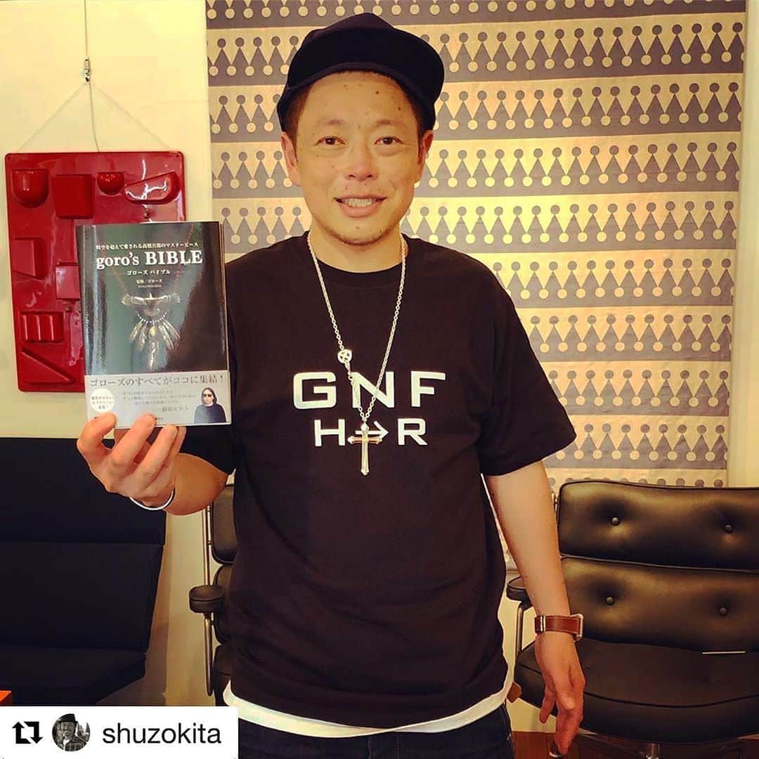 ネゴシックスのインスタグラム：「太丸ロング #Repost @shuzokita with @get_repost ・・・ ネゴにゴローズ😆 goro’s BIBLE 見て喜んでます！  #ゴローズ #goros」