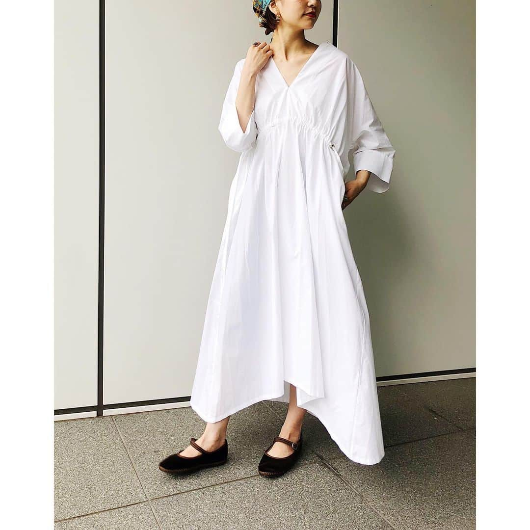 IÉNA LA BOUCLEさんのインスタグラム写真 - (IÉNA LA BOUCLEInstagram)「\recommend brand/﻿ --------------------------------﻿ ﻿ 【RACHEL COMEY】﻿ NY発のブランド。﻿ ﻿ RACHEL COMEYオリジナルの﻿ デザインが可愛い…!﻿ カラフルな色合いでありながら、﻿ 落ち着いた色味がこれからの﻿ シーズンにぴったり!﻿ ﻿ --------------------------------﻿ 1.2.3枚目﻿ tops【RACHEL COMEY】﻿ ¥35,000+ tax﻿ no.19080910007030﻿ ﻿ 4.5枚目﻿ salopette【RACHEL COMEY】﻿ ¥59,000+ tax﻿ no.19040910005530﻿ ﻿ tops【IENA LA BOUCLE】﻿ ¥10,500+ tax→（50%OFF）﻿ col:ブラック.レッド﻿ ベージュ.ホワイト﻿ no.19070914317020﻿ ﻿ 6.7枚目﻿ onepiecetops【RACHEL COMEY】﻿ ¥59,000+ tax﻿ col:ホワイト.ネイビー﻿ no.19040910005730﻿ ﻿ ﻿ --------------------------------﻿ ﻿ #iena_la_boucle﻿ #laboucle #iena﻿ #boucle_19aw #rachelcomey」7月30日 22時01分 - iena.la.boucle.store