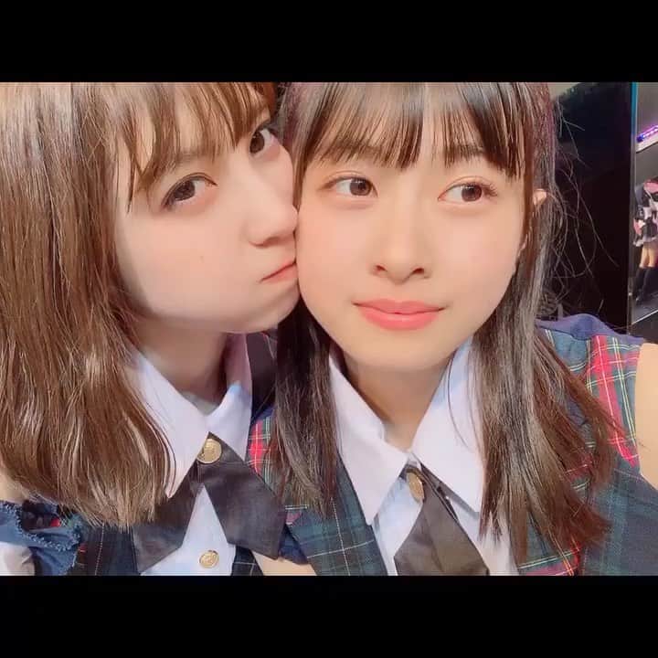 松岡はなのインスタグラム：「なっちゃ〜〜〜〜ん💞 #松岡姉妹 #途中でまりあちゃん写っちゃった」