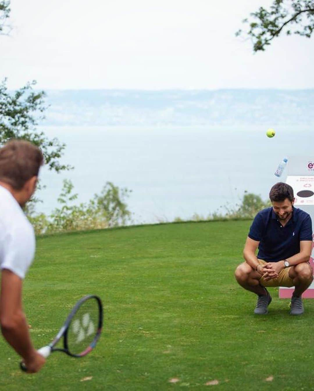 スタニスラス・ワウリンカさんのインスタグラム写真 - (スタニスラス・ワウリンカInstagram)「Thank you @evianwater for the amazing hospitality, a truly fantastic event @evianchamp ! I look forward to coming back soon 🙌🏻⛳️☀️💧🙏🏻♻️🎯🤗 #evian #evianwater #flipitforgood」7月30日 22時49分 - stanwawrinka85