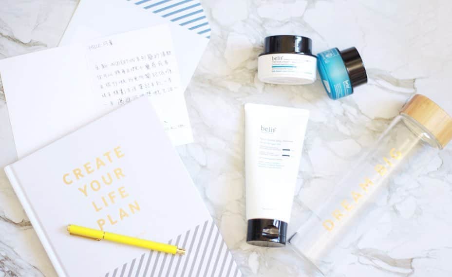 HauTung 巧童在這さんのインスタグラム写真 - (HauTung 巧童在這Instagram)「Tonight 💛💦 Is time to create something in your own life plan and finish the nighttime skincare routine with belif  @kikki.k @kikki.k_hk  @belifhk @belif.official  @oinkoinkpr」7月30日 22時58分 - hautunnng