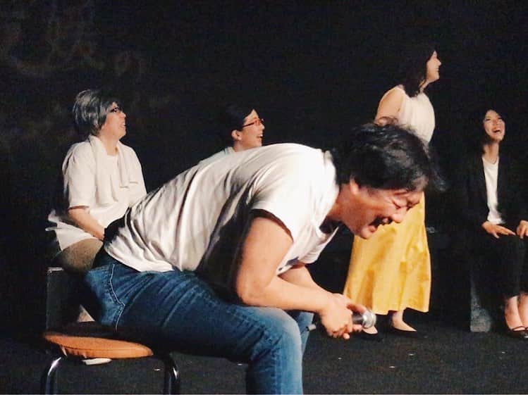 小林玲さんのインスタグラム写真 - (小林玲Instagram)「。﻿ ﻿ ﻿ 7月ももうすぐで終了！﻿ ﻿ 改めまして、﻿ ﻿ ﻿ #舞台﻿ ﻿  ガチゲキ﻿ 『愛媛のスキャンティー』﻿ ﻿ ﻿ 御来場誠に﻿ ありがとうございました！﻿ ﻿ ﻿ 5人のキャストで22役！﻿ ﻿ ﻿ とても濃い時間を﻿ 過ごすことができました☆﻿ お芝居がさらに好きになった。﻿ ﻿ ﻿ 次は舞台、 NINJA ZONEでお会いしましょう！！﻿ ﻿ ﻿ ﻿ 最後の写真はお気に入り🤣﻿ とても愛のある演出の石山さん☺︎」7月30日 23時06分 - rei.kobayashi