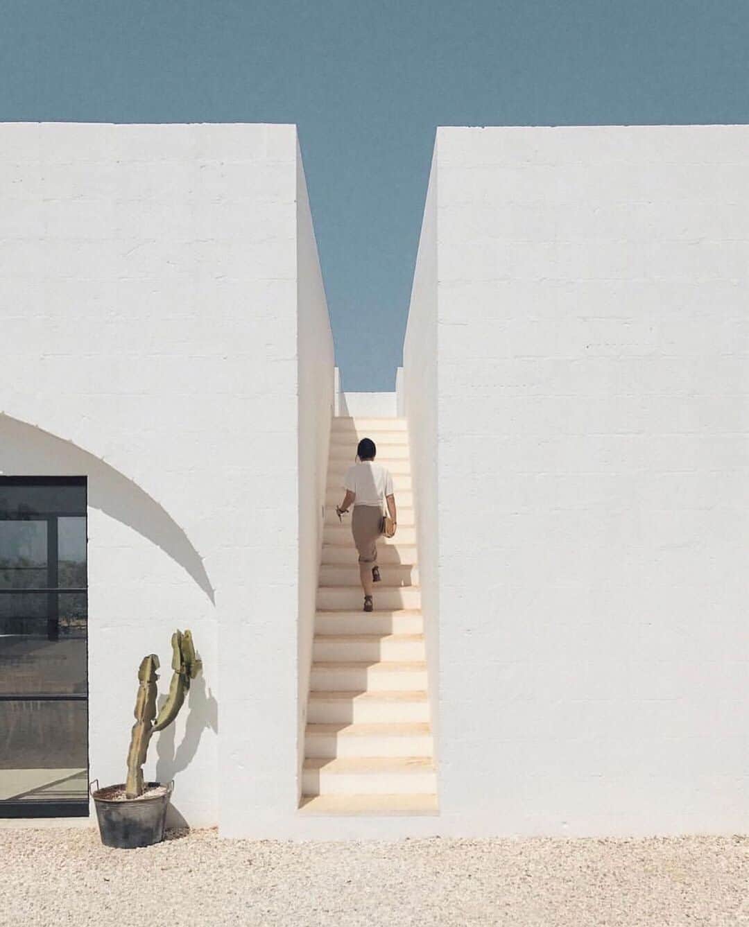 グラフ&ランツのインスタグラム：「A summers daydream 💭 #inspo」
