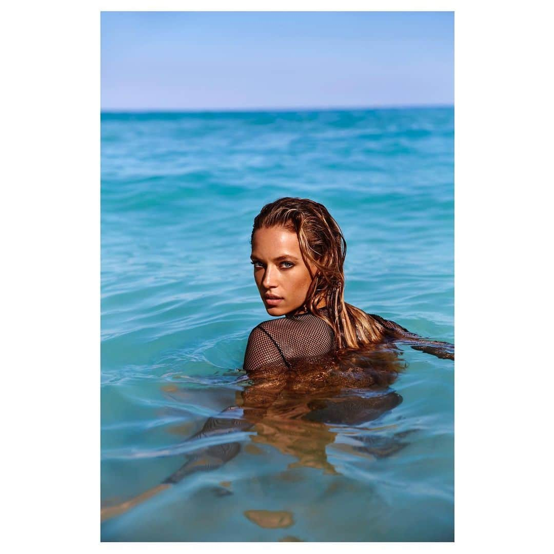 ランドール・スラヴィンさんのインスタグラム写真 - (ランドール・スラヴィンInstagram)「Hannah Ferguson.」7月31日 1時17分 - randallslavin