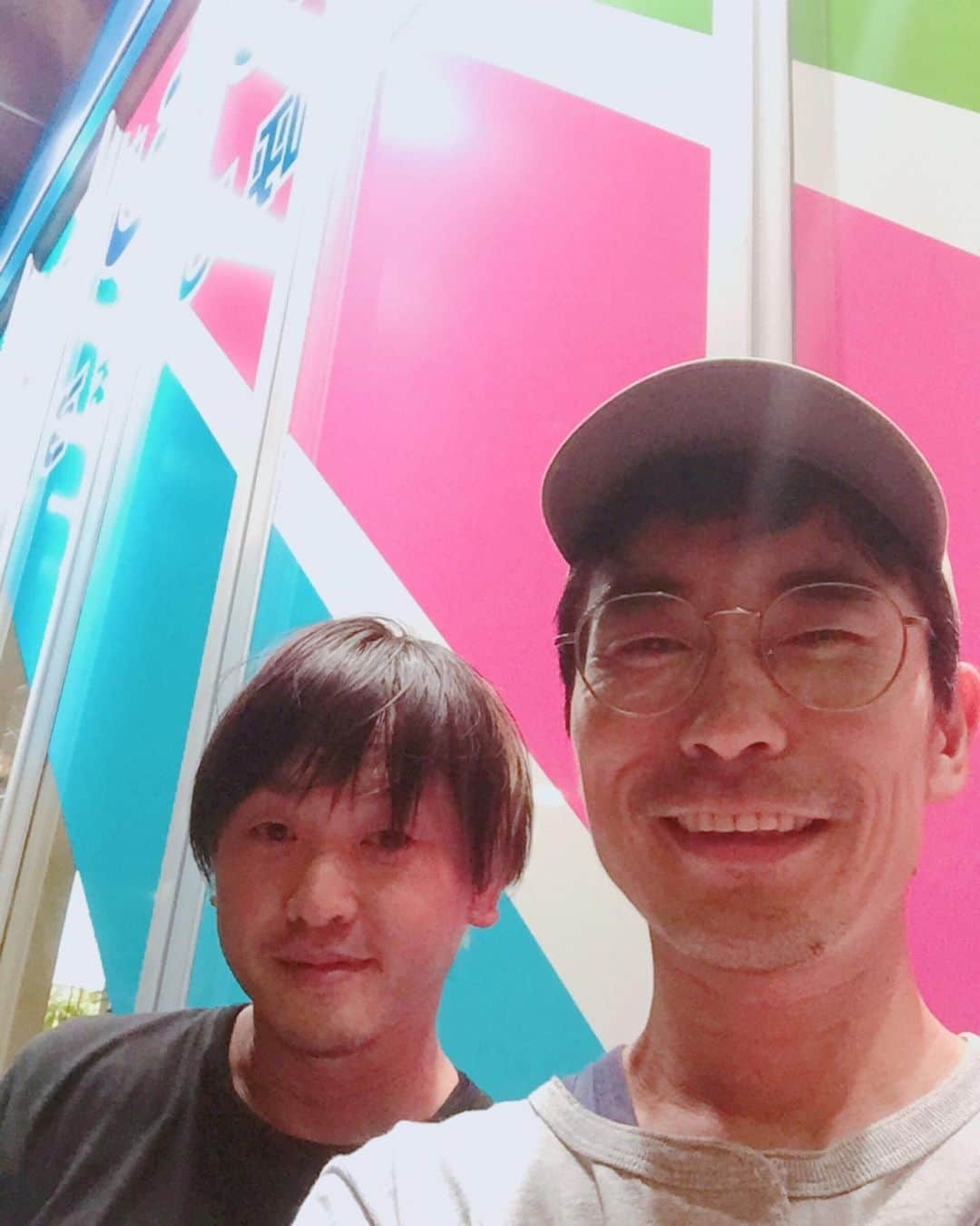 のインスタグラム：「今日は州一郎とひさびさに飲みに。同い年ってええなぁ。」