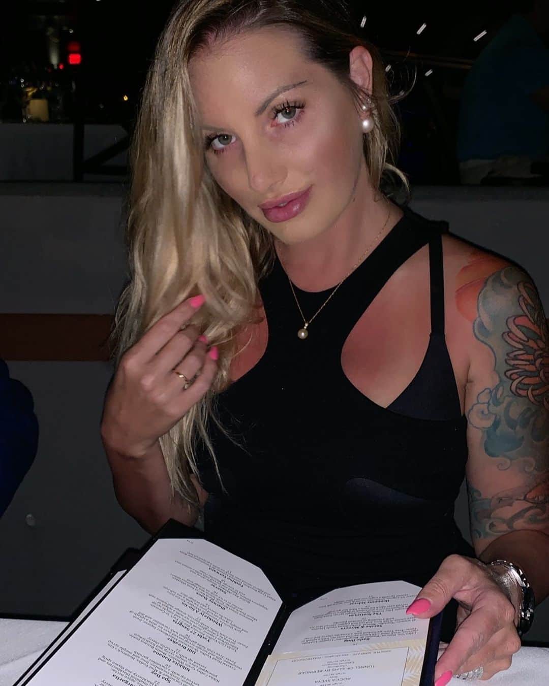 ティーガン・プレスリーさんのインスタグラム写真 - (ティーガン・プレスリーInstagram)「Beach hair...don’t care  #teaganpresley #wifey #inked #blonde #florida #tat #tats #tattoo #beachlife #fl #mermaid #tattoos #bdaygirl #leo #mermaidlife #preggo #leoseason #pregnant #preggostyle #babymama」7月31日 1時28分 - msteagan