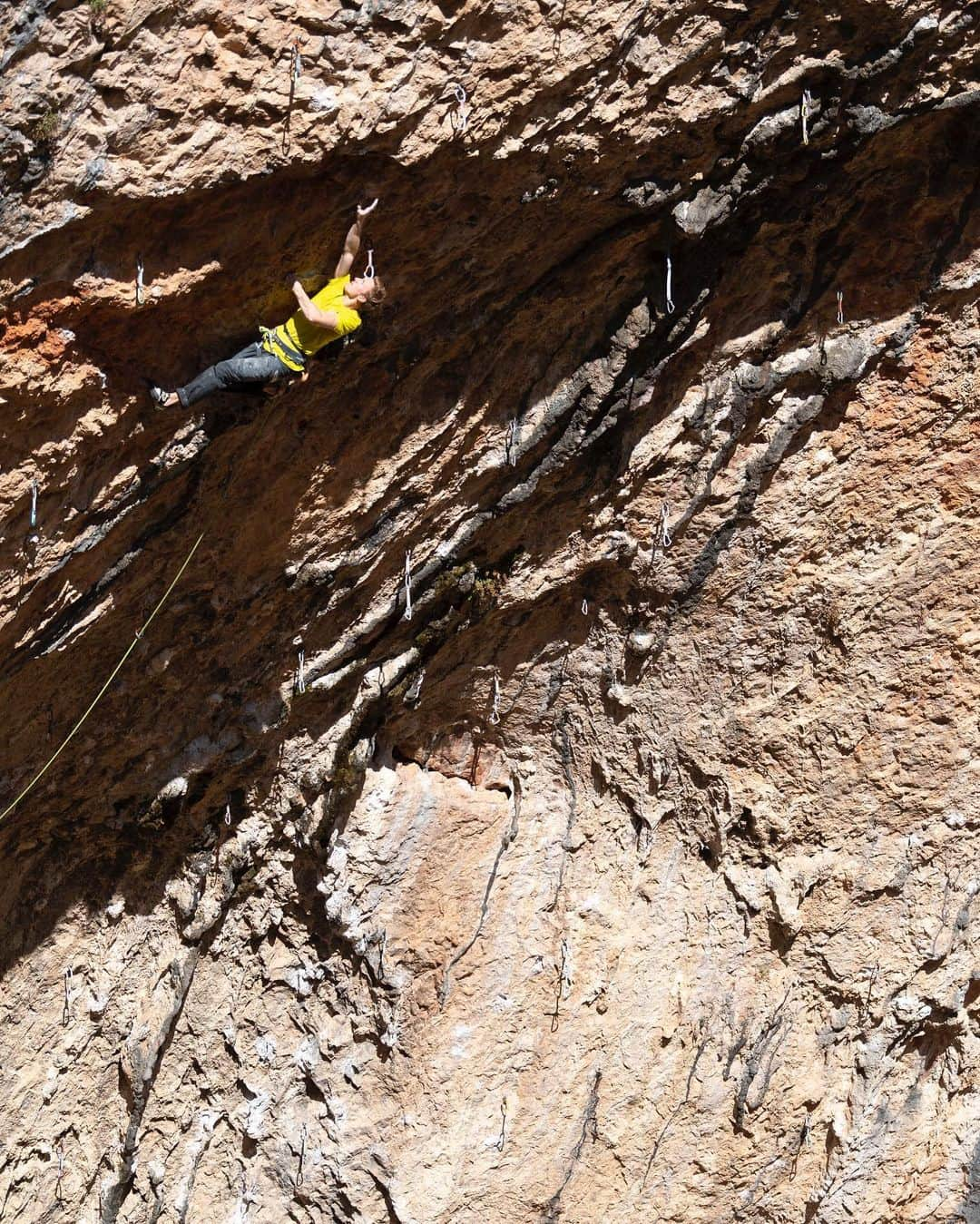 ヤコブ・シューベルトさんのインスタグラム写真 - (ヤコブ・シューベルトInstagram)「World Championship in Tokyo soon! Rock climbing soon after 🙏🔥 • Photo by @rainer_eder • #rockclimbing #climbing #psyched #climbing_pictures_of_instagram #myinnsbruck  @mammut_swiss1862 @raiffeisen @lasportivagram @innsbrucktourism @heeressportzentrum @thecrag_worldwide @gloryfy」7月31日 1時35分 - jakob.schubert