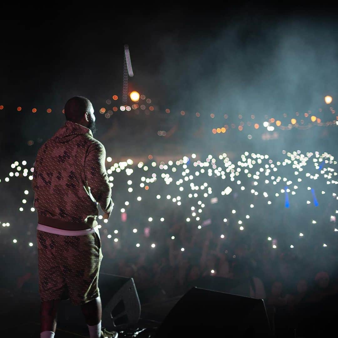 のインスタグラム：「This feeling will never get old. #Born2Rap 📸 @jamilnotjamal」