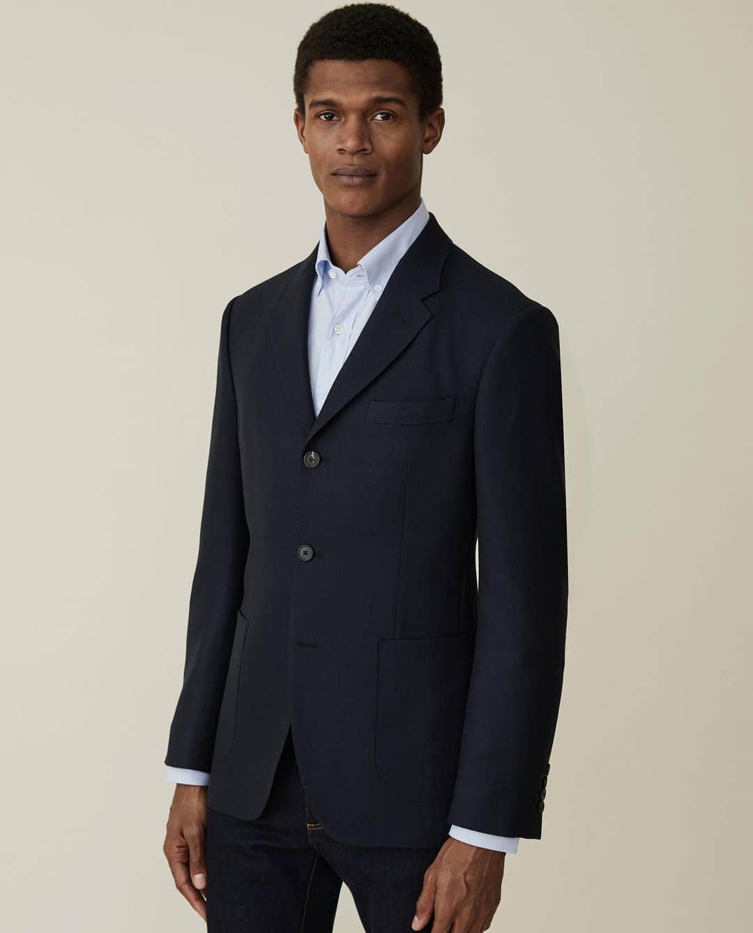 ギーブス&ホークスさんのインスタグラム写真 - (ギーブス&ホークスInstagram)「Our collection of sophisticated, seasonal jackets are made using lightweight cloth and with half canvass construction for the warmer months. Tap the on product link for more information.」7月31日 1時59分 - gieveslondon