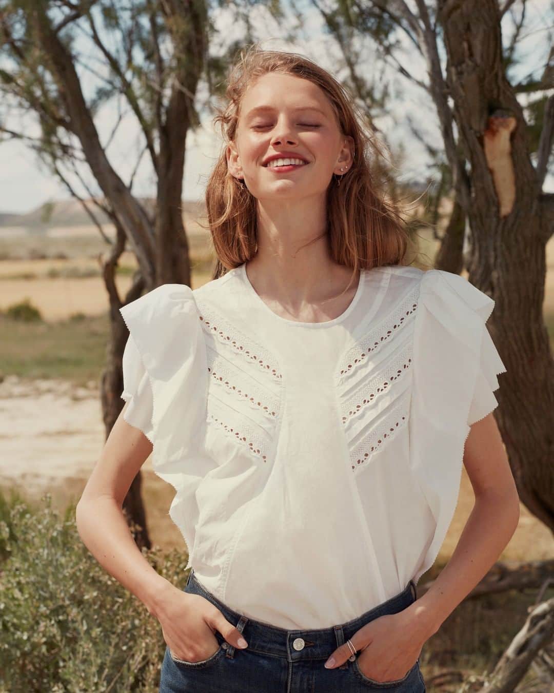 クーカイのインスタグラム：「Découvrez la nouvelle collection Automne Hiver 2019 en ligne et en boutiques dès aujourd’hui ! #kookaiette #kookai #kookaiFW19 #fashion #outfit #top」