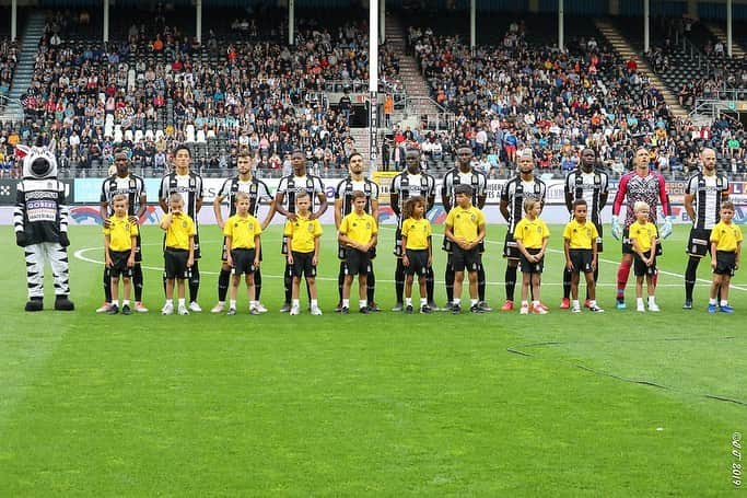森岡亮太さんのインスタグラム写真 - (森岡亮太Instagram)「・ We wanted to get 3 points but well done lads!! ・ ・ #rcsc #belgium」7月31日 2時19分 - ryota_morioka