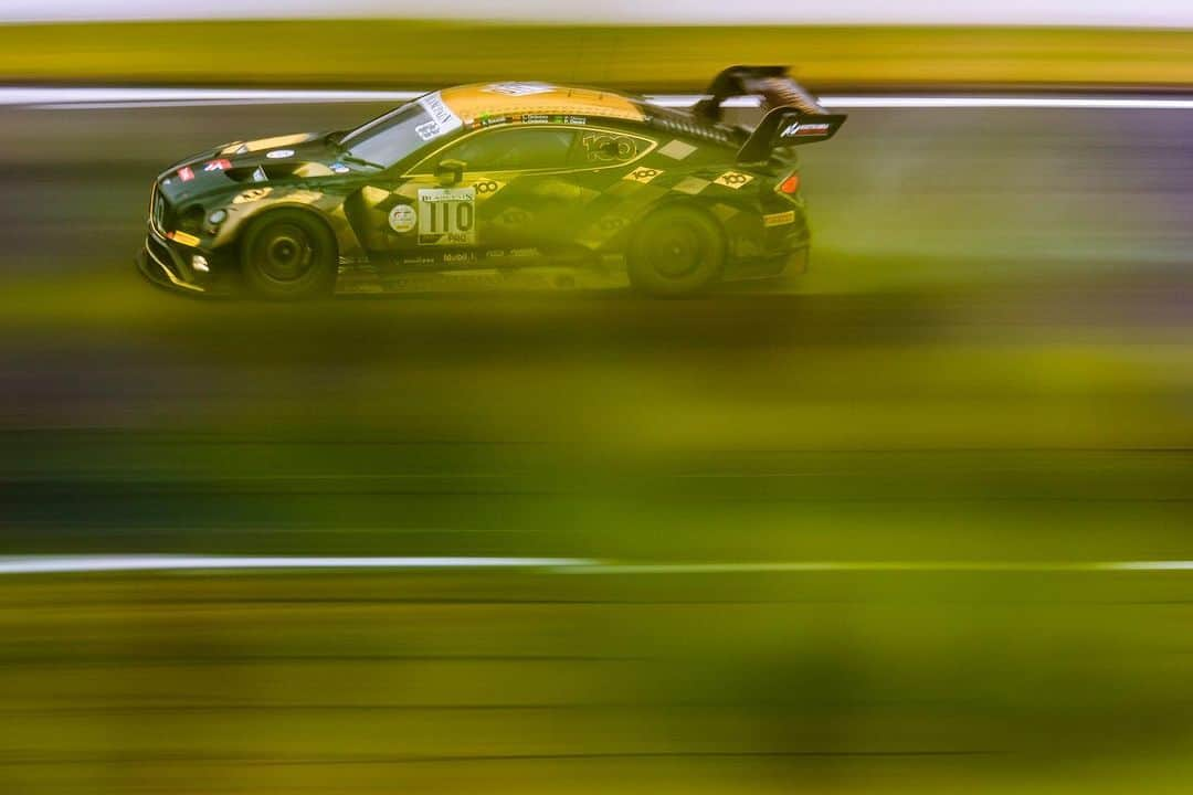 ルーカス・オルドネスさんのインスタグラム写真 - (ルーカス・オルドネスInstagram)「Time to thank all the members at @bentleyracingofficial @msportltd for a huge effort. Things didn’t go in our way but everyone in the team gave  their 100% and #110 had an impressive trouble free race. It was an absolute honor to be #BentleyBoy for @total24hoursofspa hope to come back in 2020 to fight for the 🏆 . Grateful and lucky to share the car with my old friend @andysoucek one of the most professional driver in the paddock and always helping @pipoderani and myself with the #ContinentalGT 🙏 📸 @drewgibsonphoto & @richardpardon」7月31日 2時31分 - lucasordonez