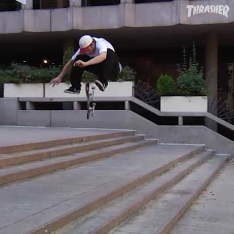 スラッシャーのインスタグラム：「👉🏼 @yurifacchini in ‘Double Up’ from @almostskateboards Playing now at ThrasherMagazine.com 📡」