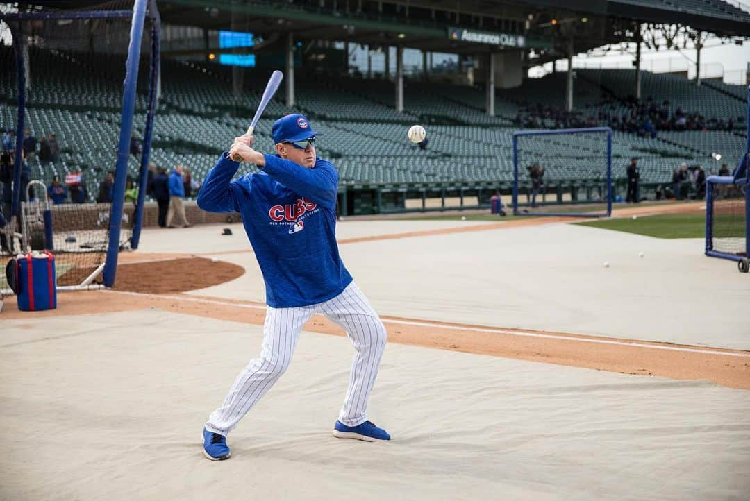 シカゴ・カブスさんのインスタグラム写真 - (シカゴ・カブスInstagram)「#CubsCollection: Brian Butterfield. The #Cubs third base coach, aka Butters or Mantequilla, is currently in his second season with the team. Through his 39 years in MLB, Butterfield has experience as a coach, manager or scout with the Boston Red Sox, New York Yankees, Arizona Diamondbacks and Toronto Blue Jays. As a part of the Cubs coaching staff, Butterfield said, “Great people here. Great players. Players that are fun to work with. Joe Maddon’s a blast to work with. We have good coaches. We have great management upstairs. It’s been a blessing.” Check out Butterfield’s view of the game. #EverybodyIn 📸 @sgreenphoto Find more photos on Facebook.com/Cubs」7月31日 4時33分 - cubs