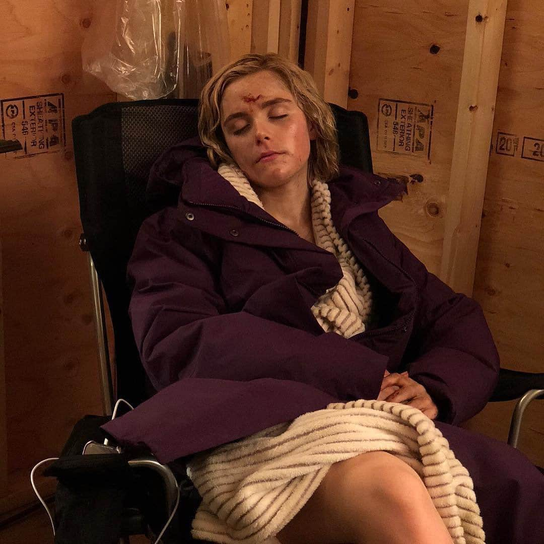 ネットフリックスさんのインスタグラム写真 - (ネットフリックスInstagram)「brb just closing my eyes for ONE more second... #btstuesday」7月31日 4時52分 - netflix