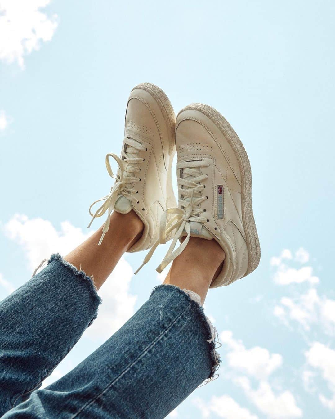 Urban Outfittersさんのインスタグラム写真 - (Urban OutfittersInstagram)「It’s a year-round thing: the @Reebok Club C Vintage sneaker. Tap to shop! #UOonYou」7月31日 6時00分 - urbanoutfitters