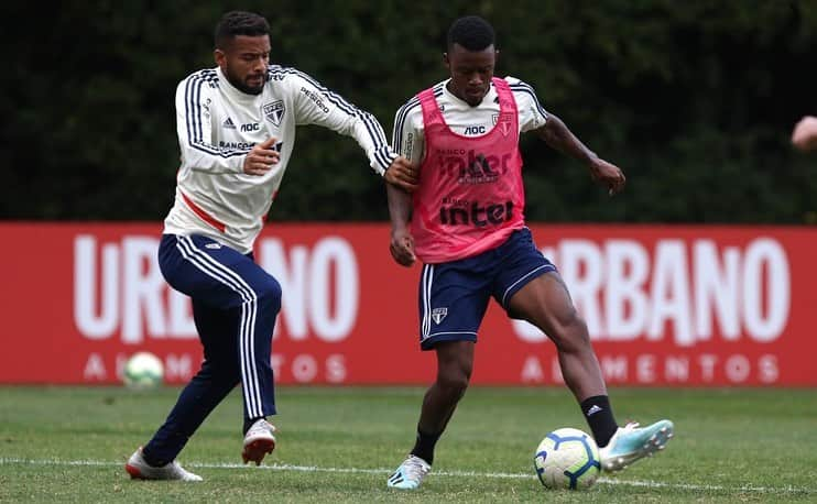 São Paulo FCさんのインスタグラム写真 - (São Paulo FCInstagram)「E o trabalho continua. #VamosSãoPaulo 🇾🇪 ‪⠀⠀⠀⠀⠀⠀⠀⠀⠀‬ ‪📸 Rubens Chiri / saopaulofc.net」7月31日 7時23分 - saopaulofc