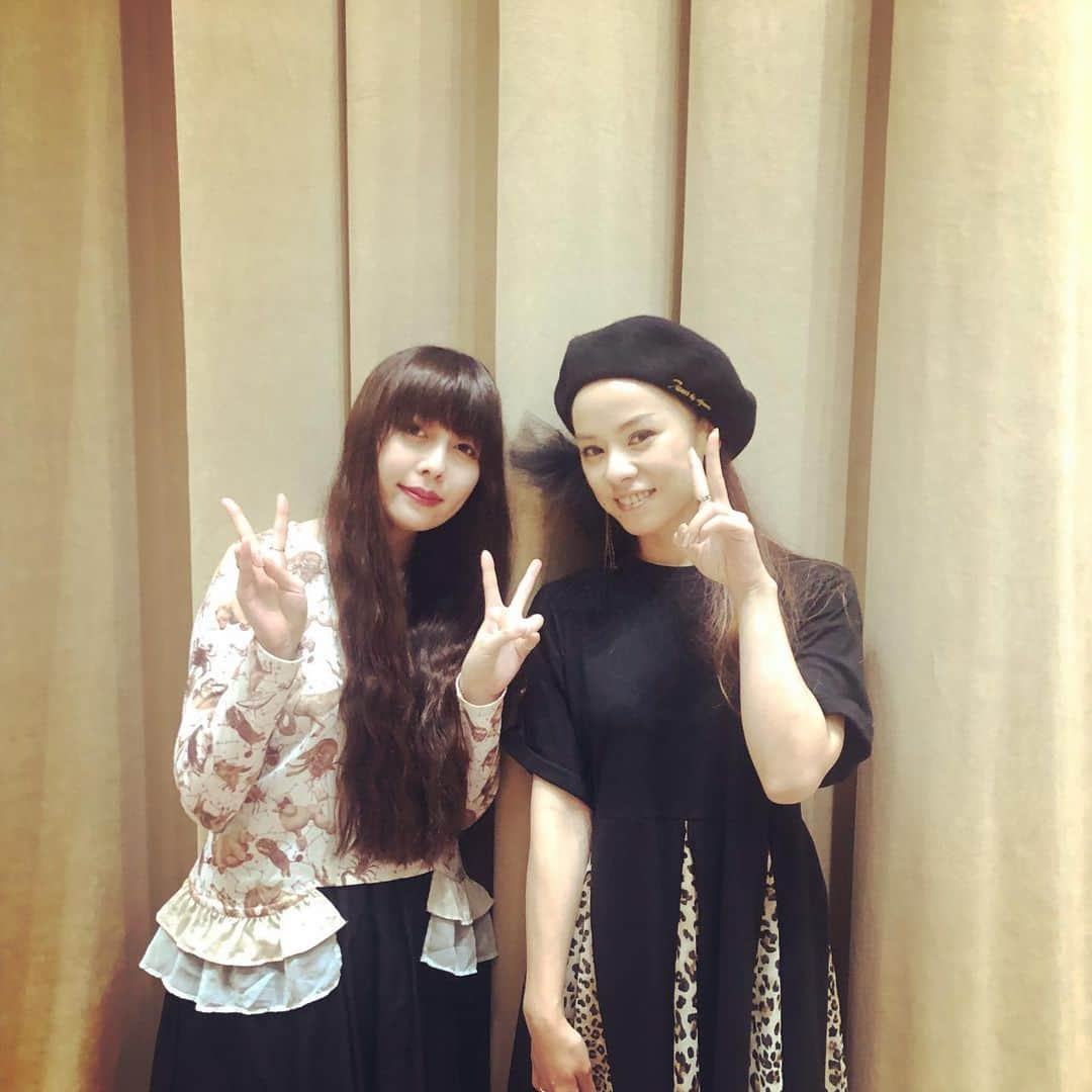 azumiさんのインスタグラム写真 - (azumiInstagram)「そして、本日21時半よりNHKFM 南波志帆さんナビゲーターの #MUSICLINE オンエアです😊聴いてね。 #南波志帆 #NHKFM #wyolica #ワイヨリカ #再結成 #本日発売日！」7月31日 19時30分 - xx_azumi_xx