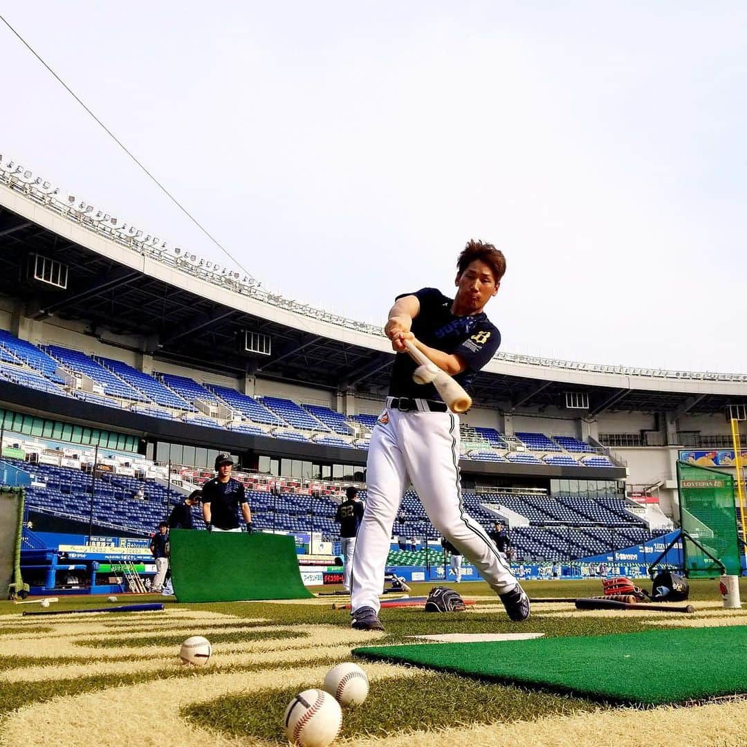 オリックス・バファローズさんのインスタグラム写真 - (オリックス・バファローズInstagram)「#吉田正尚 #ティーバッティング #連続写真 #Bs2019 #buffaloes #baseball #ORIX #プロ野球」7月31日 18時04分 - orix_buffaloes