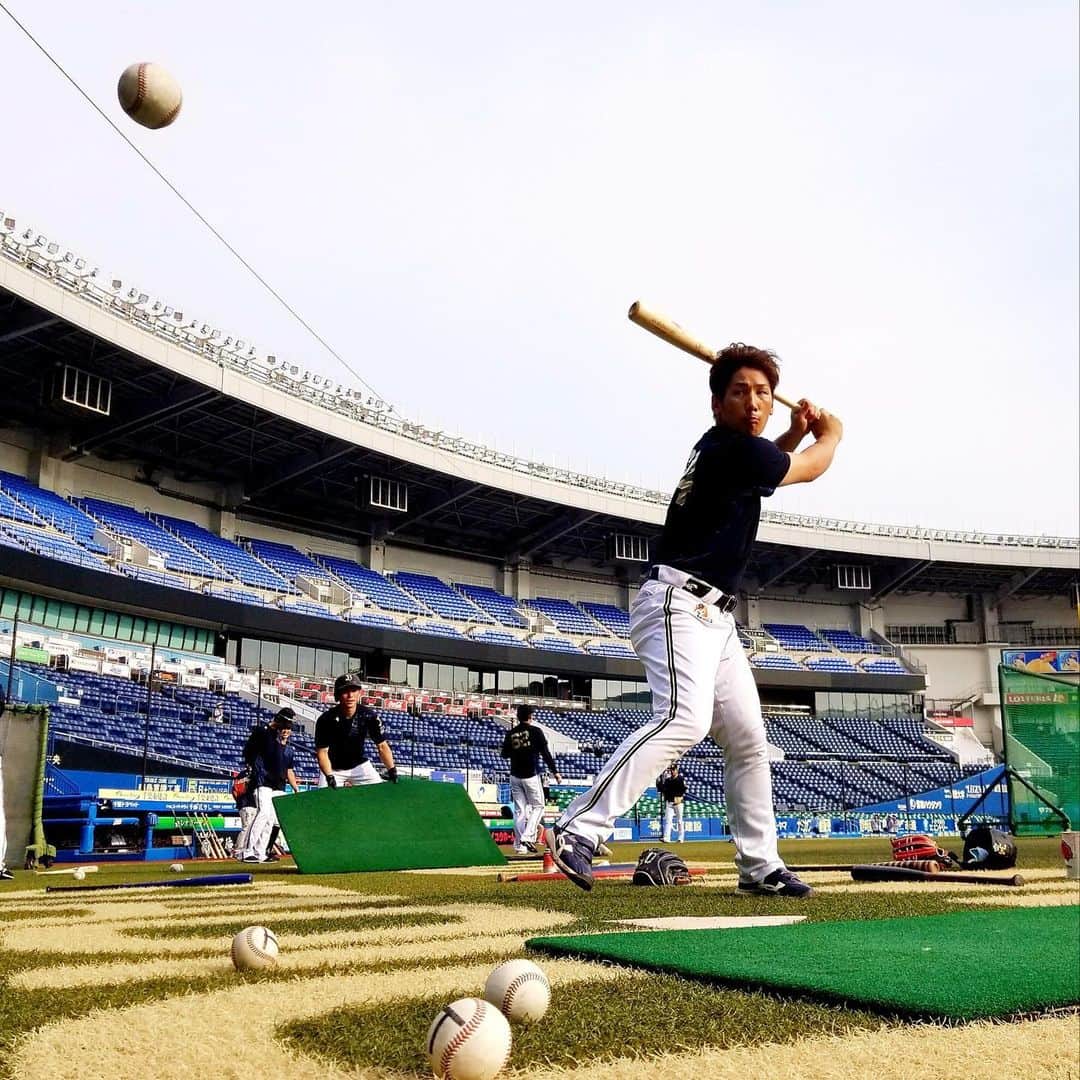 オリックス・バファローズさんのインスタグラム写真 - (オリックス・バファローズInstagram)「#吉田正尚 #ティーバッティング #連続写真 #Bs2019 #buffaloes #baseball #ORIX #プロ野球」7月31日 18時04分 - orix_buffaloes