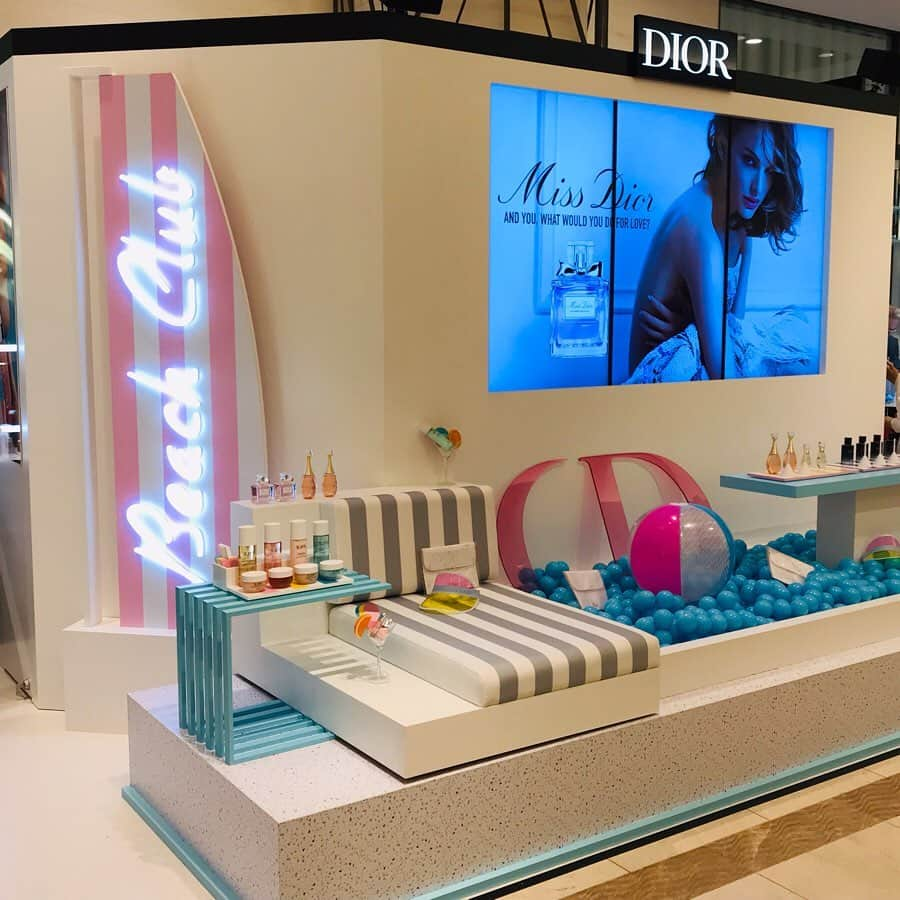 HANKYU.MODEさんのインスタグラム写真 - (HANKYU.MODEInstagram)「DIOR BEACH CLUB SUMMER EVENT until 8/6 At 1F Cotocoto Stage11 詳しくはプロフィールURLをチェック！ #Hankyu #HANKYUMODE #umedahankyu #阪急うめだ本店 #うめだ阪急 #阪急百貨店 #osaka #umeda #mode #dior #ディオール #cosme #コスメ #フレグランス」7月31日 18時05分 - hankyumode