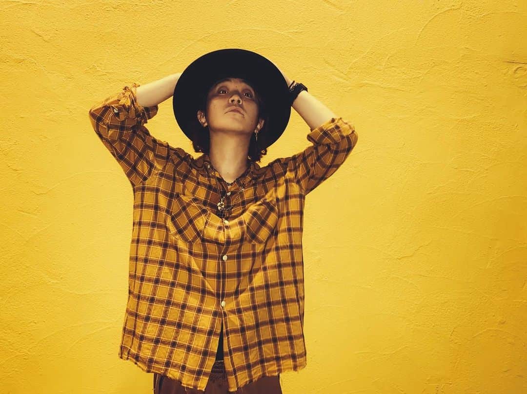 のインスタグラム：「yellow🍛」