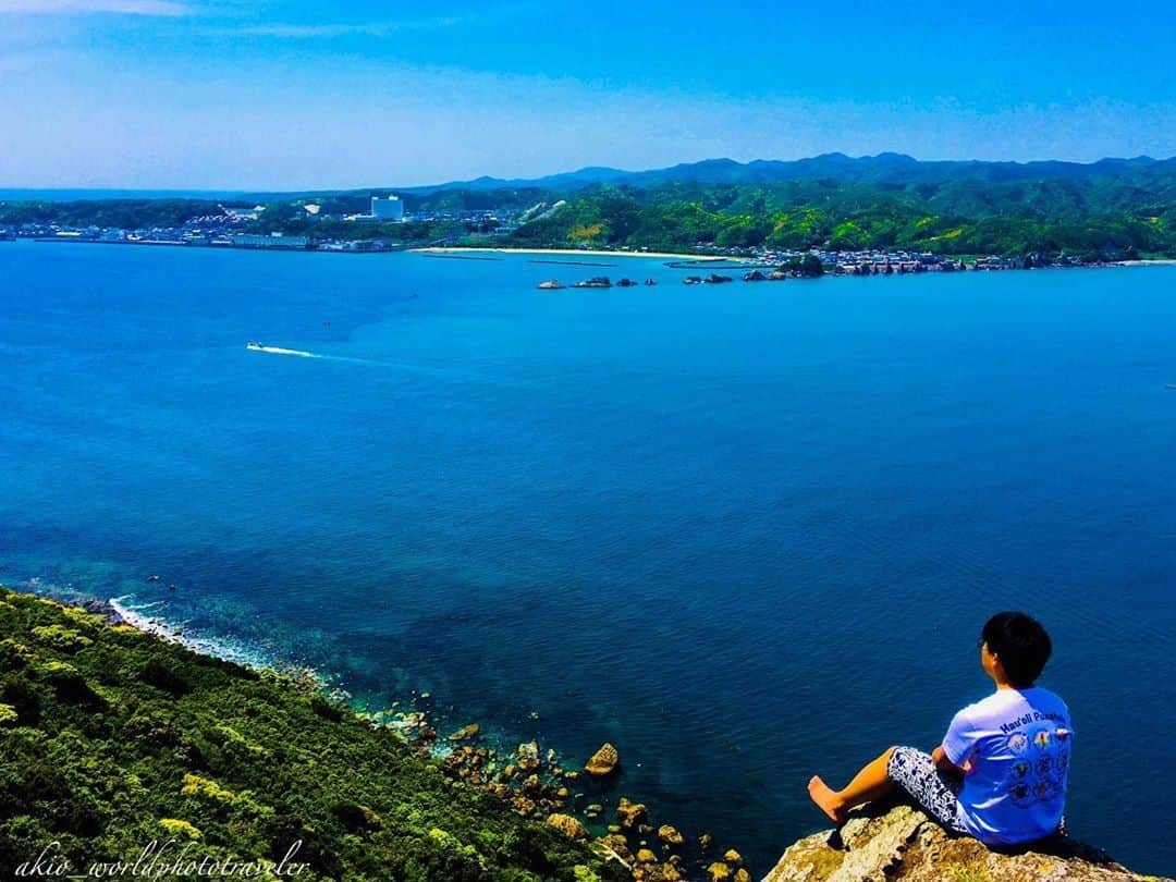 Visit Wakayamaさんのインスタグラム写真 - (Visit WakayamaInstagram)「.﻿ A secret spot even the locals don't know. ﻿ Visit Wakayama to find out where. ﻿ 📸: @akio_worldphototraveler」7月31日 19時00分 - visitwakayama